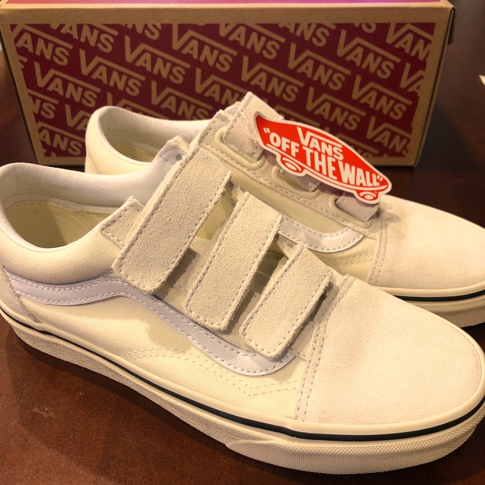 Vans Old Skool V Marshmallow/Turtledove size 7 womens, 5.5 mens